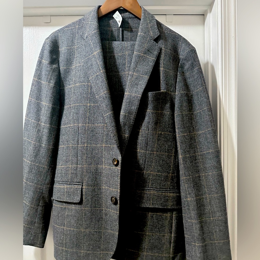 J Crew Grey and Yellow suit 40s